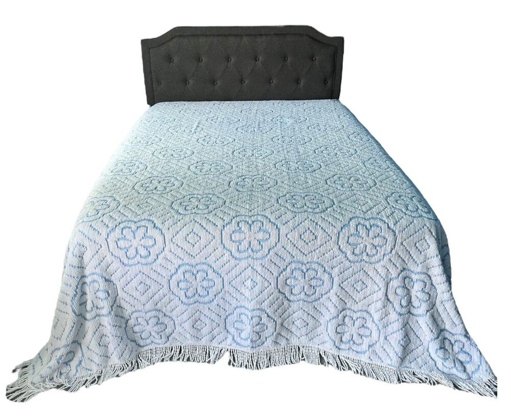 Vintage 1960s Blue & White Chenille Fringe Bedspread Queen Full